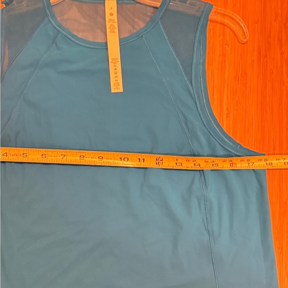 Lululemon Sculpt Tank in Cerulean Blue NWOT - Picture 8 of 9